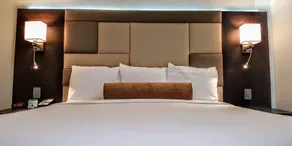 Hotel Xilo Glendale - Chambre