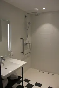 ibis Le Mans Centre Gare Nord - Salle de bain