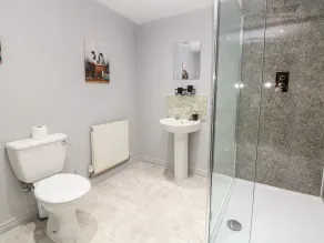 Monsal Cottage - Bathroom