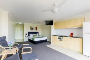 The Wellington Apartment Hotel - Room