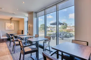 Premier Inn Scarborough - North Bay - Restaurant