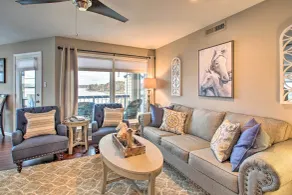 Hamilton's "To-Do" At The Lake Condo W/Pool Access - Interiør