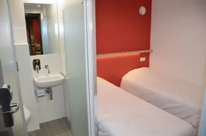 Unisotel Le Mans - Chambre