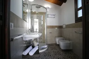 Ghivine Albergo Diffuso - Salle de bain