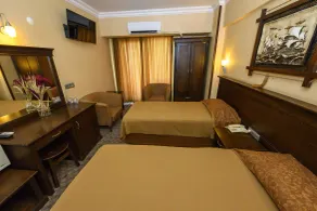 Karen Hotel - Zimmer