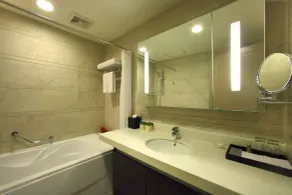 Somerset Heping Shenyang - Bathroom
