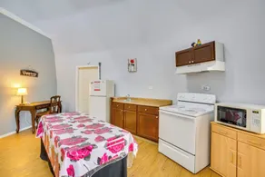 Remote Angie Vacation Rental Near Pearl River! - Interior