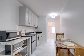 Dock Access: Waterfront Studio in Colonial Beach! - Interni