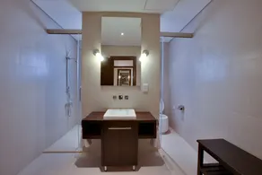 The Rester Hotel - Bathroom