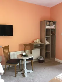19th Green Guesthouse - Room