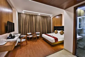 The Royal Grand - Room