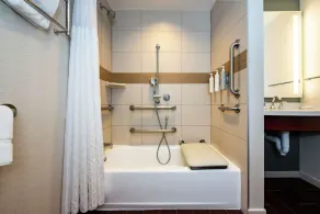 Hilton Garden Inn Alexandria Old Town National Harbor - Salle de bain