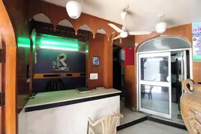 Hotel De Romana Near Jama Masjid Gate No.1 - Receção
