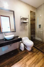 Villa Oasis - Bathroom