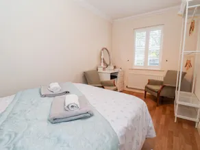 1 Cockerill Fold - Room