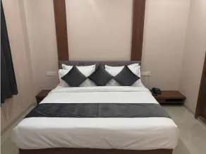 Hotel Pragya Paradise - Room