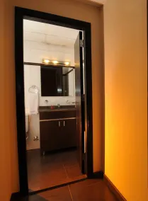 Suite Hotel Chrome - Beirut - Bathroom