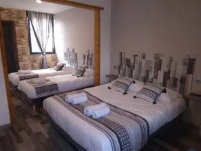 Hotel Les Voyageurs - Vogüé - Zimmer