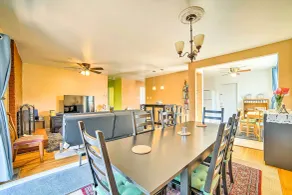 Pet-Friendly Santa Clara Home: 6 Mi to San Jose! - Interior