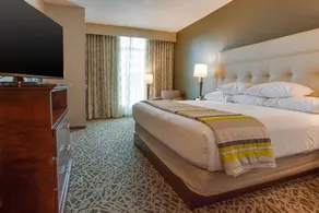 Drury Inn & Suites Columbus Polaris - Chambre