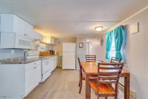 5 Mi to Golf: Charming Hernando Home w/ Deck - Interior