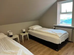 Hvammur Apartments by the Harbour - Rom