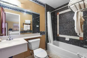 Santa Clarita Motel - Near six Flags Magic Mountain - Valencia - Salle de bain
