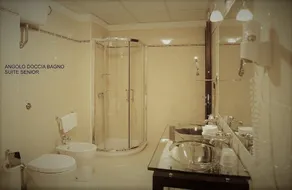 Forum Palace Hotel - Bathroom