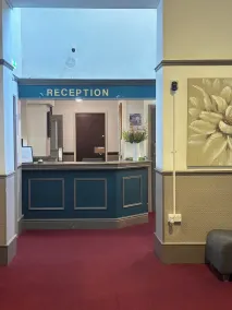 Midlands Hotel - Recepción