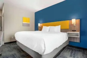 Comfort Inn & Suites Destin near Henderson Beach - Chambre