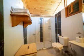 Etenna Beach Bungalows - Bathroom