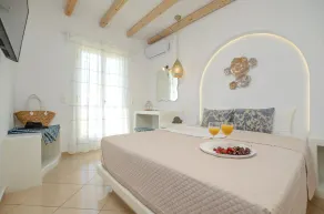 Birikos Hotel & Suites - Rum