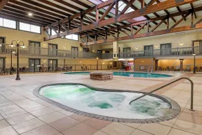 Best Western Plus New Ulm - Pool