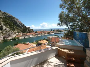 Hotel Villa Dvor - Vue de la chambre