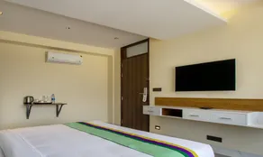 Treebo Jaguar Comforts, 3 Kms From Mahatma Gandhi Park - Zimmer
