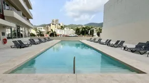 Holiday Inn Acapulco Amarea by IHG - Basseng