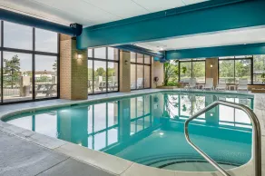 Clarion Pointe Louisville East - Pool