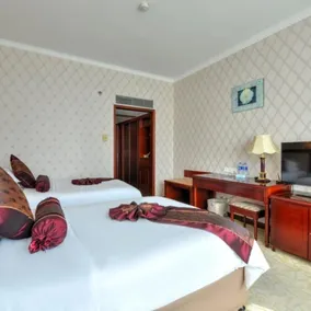 Xiamen Huaqiao Hotel - Room