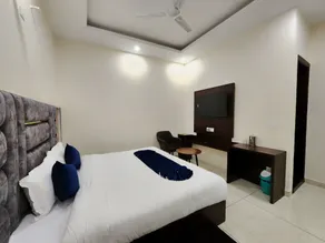 Raina's BnB - Rom