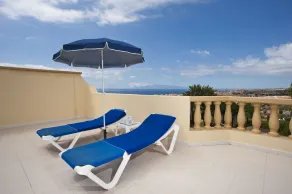 Ramada Residences by Wyndham Costa Adeje - Vue de la chambre