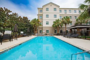 Staybridge Suites Lafayette-Airport by IHG - Piscina