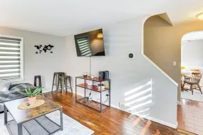 Cozy Home 4 Mi to YSU Campus: Penguins Welcome! - Intérieur