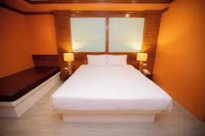 Baumanburi Hotel Patong - Rom