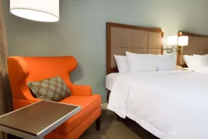 Spark by Hilton St. Louis Southwest - Chambre