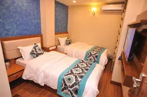 Hotel Aarati - Room