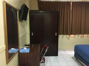 Hotel Aceh Besar - Habitación
