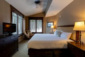 Crystal Peak Lodge by CoralTree Residences - Zimmer