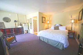 The Hayden Creek Inn - Zimmer