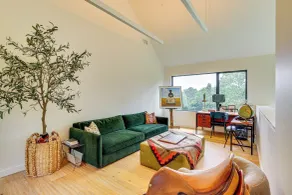 Hudson Valley Summer Escape w/ Pool & Fire Pit - Innvendig