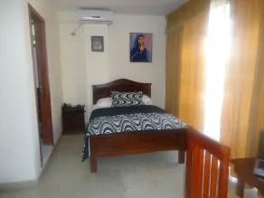 Hostal Perla Real Inn - Chambre
